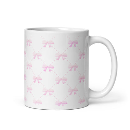 white mug with pink bow quilted pattern 🛍️