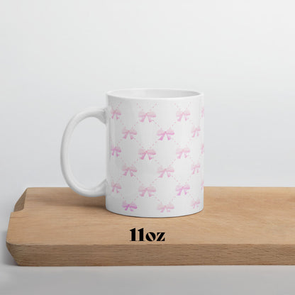 white mug with pink bow quilted pattern 🛍️